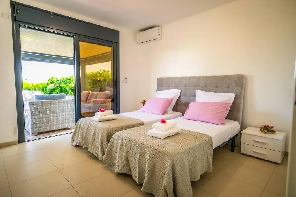 Kisara, Villa Moderne 6 Pers Piscine サン・フランソワ